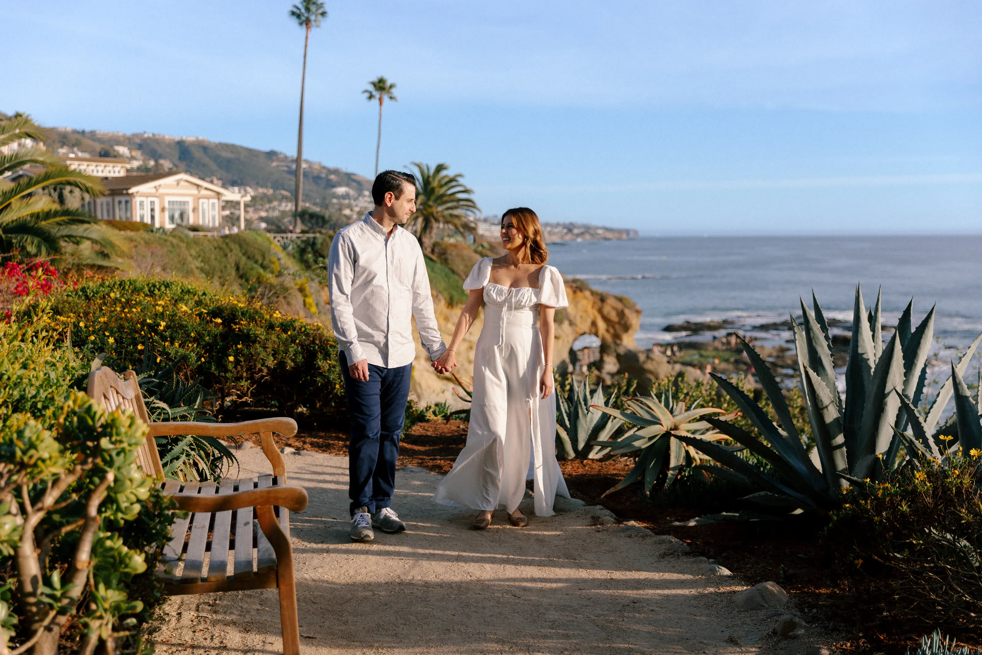 Engagement session overlooking the Southern California coast